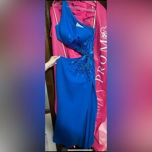 Blue One Shoulder Sherri Hill prom dress